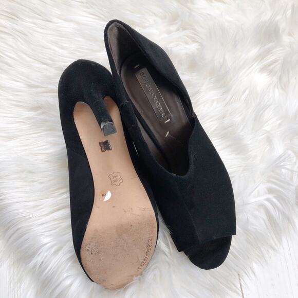 BcbgMaxAzria Women's Black Suede Peeptoe Cutout Ankle Booties - Picture 5 of 5